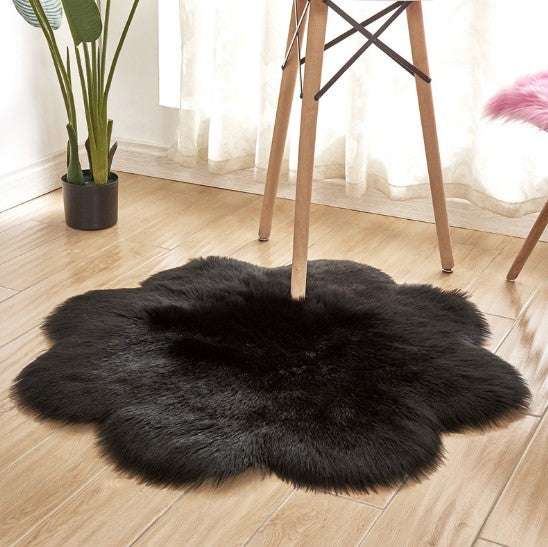 Plum Blossom Long Plush Carpet for Home Use