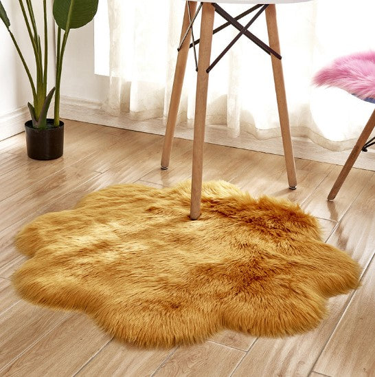 Plum Blossom Long Plush Carpet for Home Use