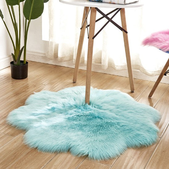 Plum Blossom Long Plush Carpet for Home Use