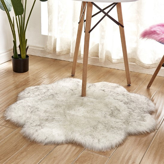 Plum Blossom Long Plush Carpet for Home Use
